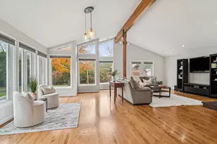 1342 Pine St, Glenview, IL 60025 - Photo 9