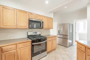 250 N Batavia Ave, Batavia, IL 60510 - Photo 9