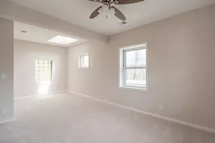 250 N Batavia Ave, Batavia, IL 60510 - Photo 21