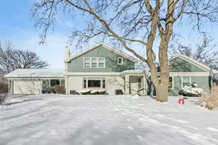 22W364 Glen Park Rd, Glen Ellyn, IL 60137 - Photo 1