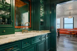 159 E Walton Pl, Chicago, IL 60611 - Photo 21