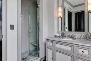 159 E Walton Pl, Chicago, IL 60611 - Photo 35