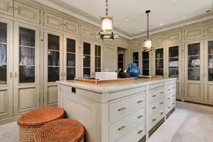 159 E Walton Pl, Chicago, IL 60611 - Photo 25