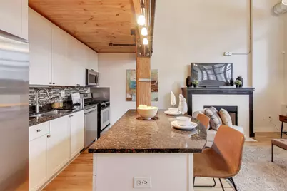 2111 W Churchill Street #105, Chicago, IL 60647 - Photo 9