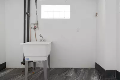 10437 S Eberhart Avenue, Chicago, IL 60628 - Photo 23