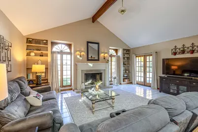 1622 E Greenwood Drive, Mount Prospect, IL 60056 - Photo 11