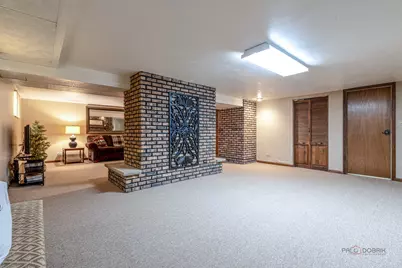 1622 E Greenwood Drive, Mount Prospect, IL 60056 - Photo 21