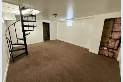 16963 Winchester Avenue, Hazel Crest, IL 60429 - Photo 11