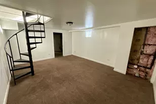 16963 Winchester Ave, Hazel Crest, IL 60429 - Photo 11