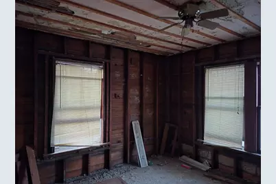 415 Bowen Street, Savanna, IL 61074 - Photo 5