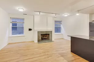 1636 W Melrose St, Chicago, IL 60657 - Photo 5