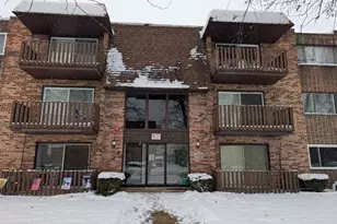 17515 S Sandalwood Dr, Tinley Park, IL 60477 - Photo 1