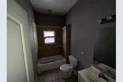 2120 N Lockwood Avenue, Chicago, IL 60639 - Photo 9