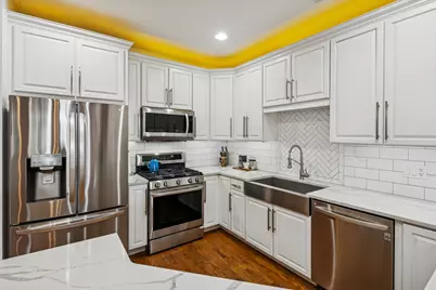 [Address not provided], Chicago, IL 60642 - Photo 9