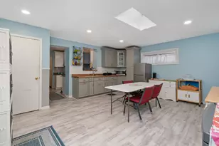 11305 S Central Park Ave, Chicago, IL 60655 - Photo 7