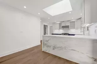 [Address not provided], Lincolnwood, IL 60712 - Photo 19