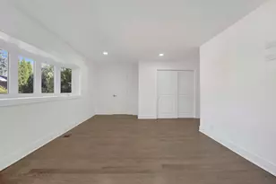 6444 N Knox Ave, Lincolnwood, IL 60712 - Photo 9