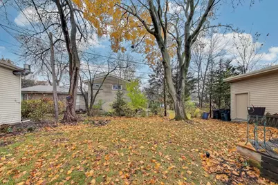 321 Ferndale Drive, Glenview, IL 60025 - Photo 25