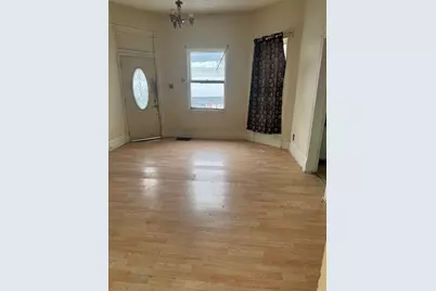 916 W Front Street, Bloomington, IL 61701 - Photo 7