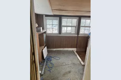 916 W Front Street, Bloomington, IL 61701 - Photo 13