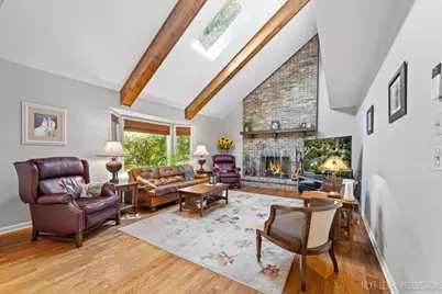 2575 River Woods Drive, Naperville, IL 60565 - Photo 11