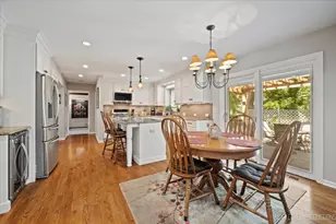 2575 River Woods Dr, Naperville, IL 60565 - Photo 13