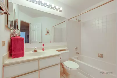 686 Grosse Pointe Circle, Vernon Hills, IL 60061 - Photo 25