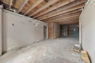 8103 S Clyde Ave, Chicago, IL 60617 - Photo 13