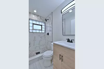 [Address not provided], Berwyn, IL 60402 - Photo 21