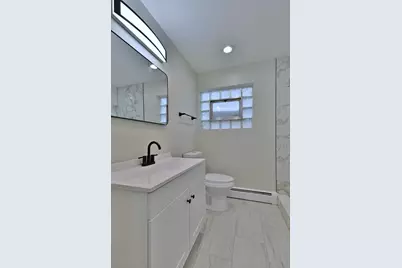 [Address not provided], Berwyn, IL 60402 - Photo 17
