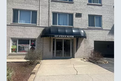 1227 S Harlem Avenue #512, Berwyn, IL 60402 - Photo 3