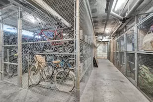 6301 N Sheridan Rd, Chicago, IL 60660 - Photo 25