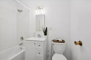 6301 N Sheridan Rd, Chicago, IL 60660 - Photo 17