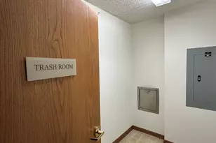 5105 W Madison St, Skokie, IL 60077 - Photo 11