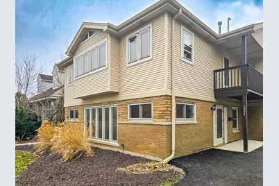 1904 S Fairview Avenue, Park Ridge, IL 60068 - Photo 1