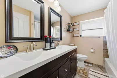 7811 W 102nd Street, Palos Hills, IL 60465 - Photo 15