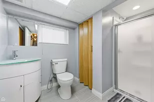 7811 W 102nd St, Palos Hills, IL 60465 - Photo 23