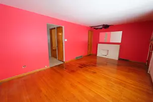 9006 S Wallace St, Chicago, IL 60621 - Photo 3