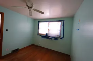 9006 S Wallace St, Chicago, IL 60621 - Photo 11