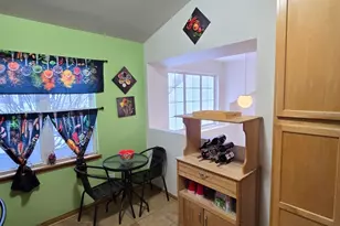 2511 Sheehan Dr, Naperville, IL 60564 - Photo 9