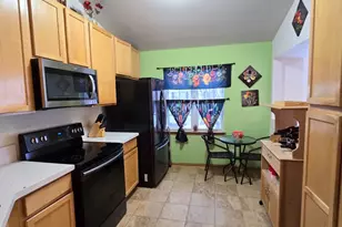 2511 Sheehan Dr, Naperville, IL 60564 - Photo 7