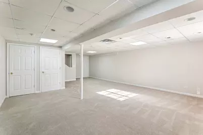 1816 Kelberg Avenue, Hoffman Estates, IL 60192 - Photo 37