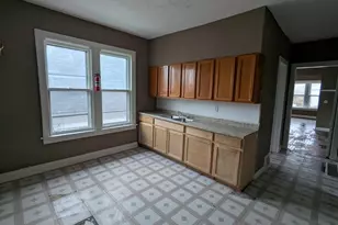 324 W 112th St, Chicago, IL 60628 - Photo 7