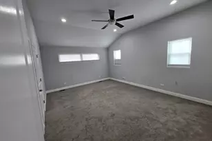 7716 S Paxton Ave, Chicago, IL 60649 - Photo 15