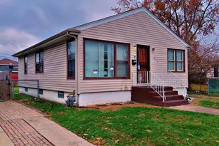 283 Paxton Ave, Calumet City, IL 60409 - Photo 3