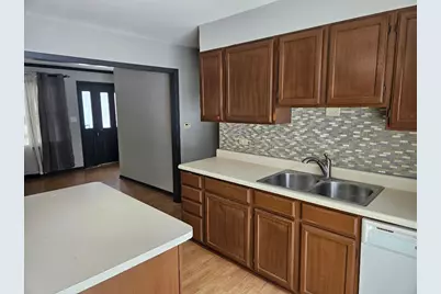 2503 N Freedom Drive, McHenry, IL 60050 - Photo 5