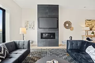 4353 N Richmond Ave, Chicago, IL 60618 - Photo 5