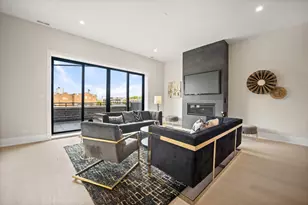 4353 N Richmond Ave, Chicago, IL 60618 - Photo 3