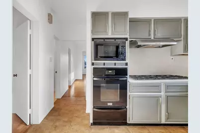 4915 W Grace Street #2, Chicago, IL 60641 - Photo 7