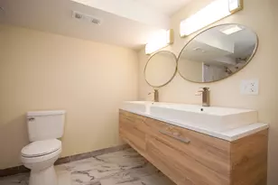 7953 S Wentworth Ave, Chicago, IL 60620 - Photo 17